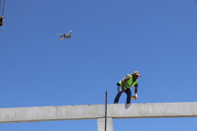 Cumhurbaşkanı Erdoğan'ın müjdelediği fabrikada sona doğru